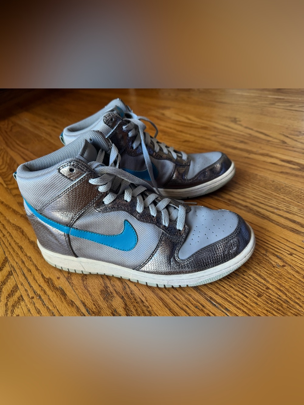 Nike WMNS Dunk High "Light Charcoal/Turquoise"